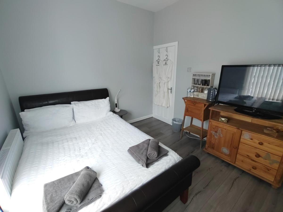 Double Room Close To Efc Lfc Liverpool City Centre Bagian luar foto